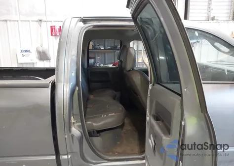 2006 Dodge Ram 1500 Slt/Trx4 Off Road/Sport из США, поврежденный, VIN 1D7HU18256S511340